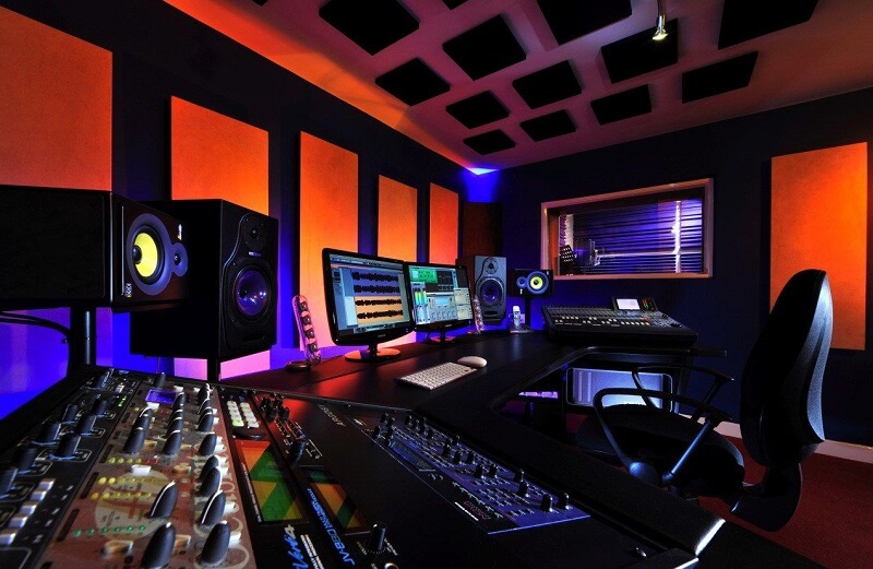 Music Production Gear Studio