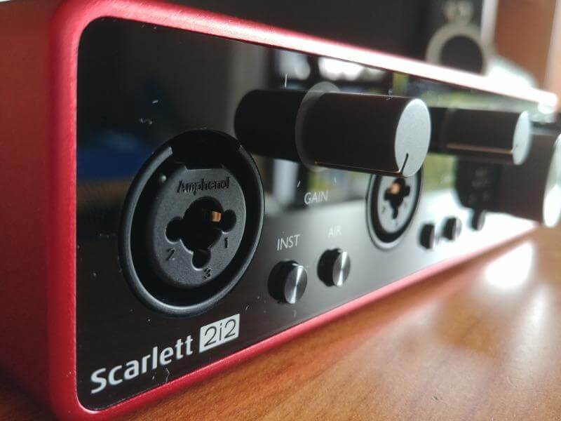scarlett 2i2 in Studio
