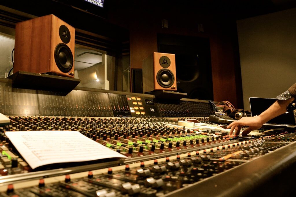 what-is-audio-engineering-best-3-job-positions-in-audio-world