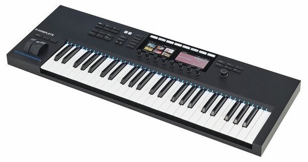 Native Instruments Komplete Kontrol S49 MK2 - Best Midi Keyboards with 49 Keys