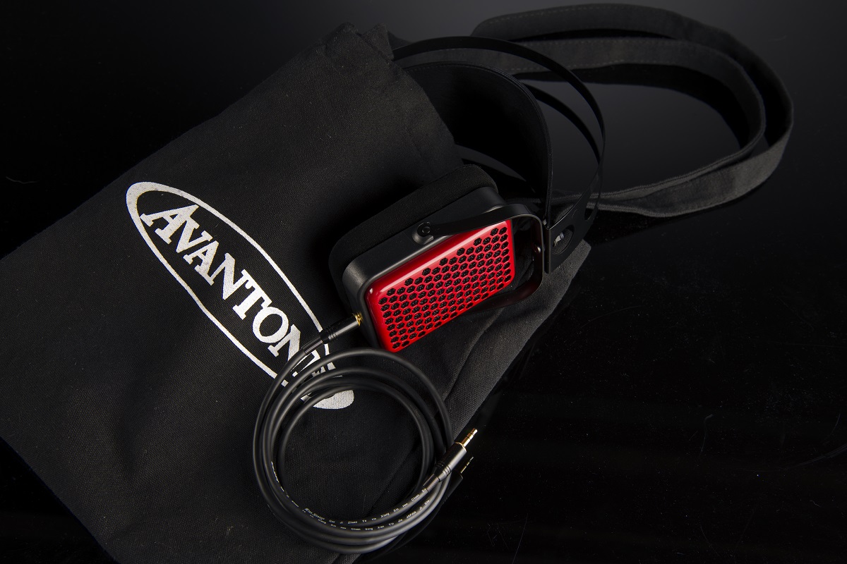 Avantone - Planar the II Red